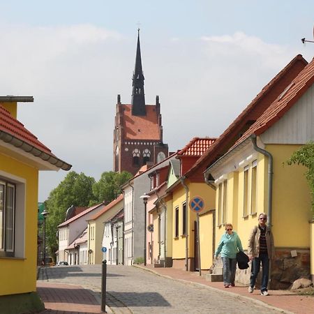 Haus Am Haff Hotel Karnin  Екстериор снимка